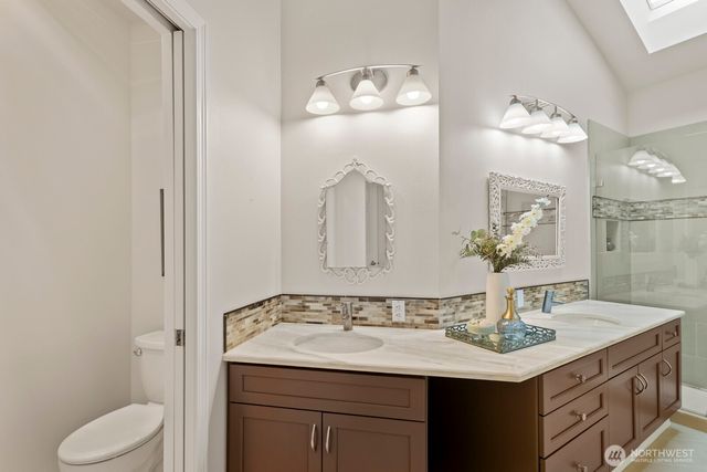 18560 NE 57th Street, Redmond, WA 98052