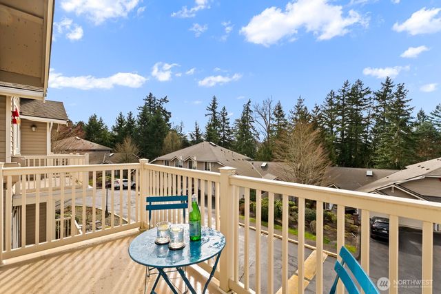 18560 NE 57th Street, Redmond, WA 98052