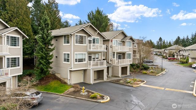 18560 NE 57th Street, Redmond, WA 98052