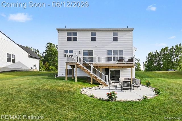 603 Land Bridge, Perry, MI 48872