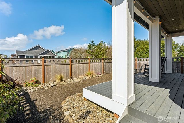 441 Lupine Lane SW, Ocean Shores, WA 98569