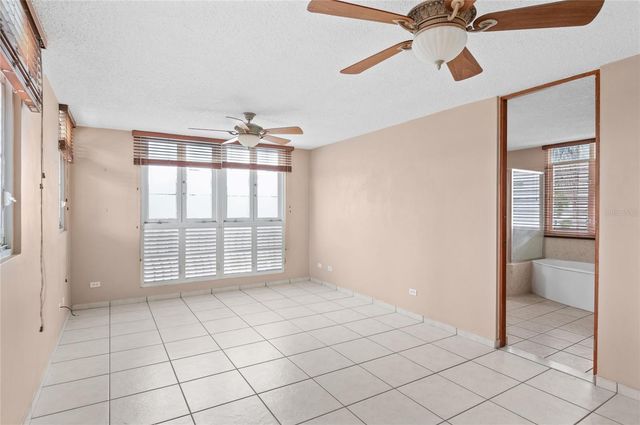 Via Del Sol URB. HACIENDA SAN JOSE 64, Caguas, PR 00727