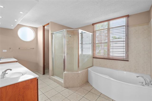 Via Del Sol URB. HACIENDA SAN JOSE 64, Caguas, PR 00727