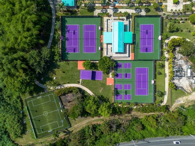 Via Del Sol URB. HACIENDA SAN JOSE 64, Caguas, PR 00727