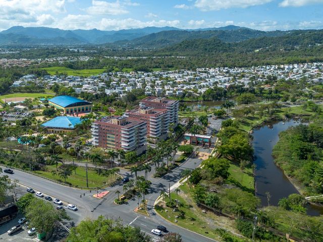 Via Del Sol URB. HACIENDA SAN JOSE 64, Caguas, PR 00727