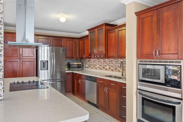 Via Del Sol URB. HACIENDA SAN JOSE 64, Caguas, PR 00727