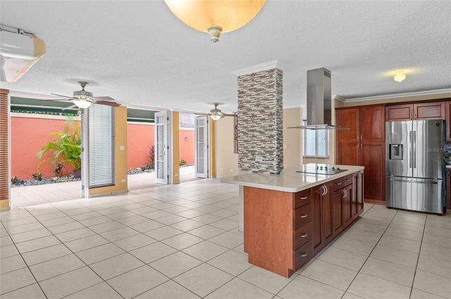 Via Del Sol URB. HACIENDA SAN JOSE 64, Caguas, PR 00727