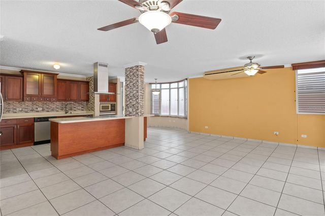 Via Del Sol URB. HACIENDA SAN JOSE 64, Caguas, PR 00727