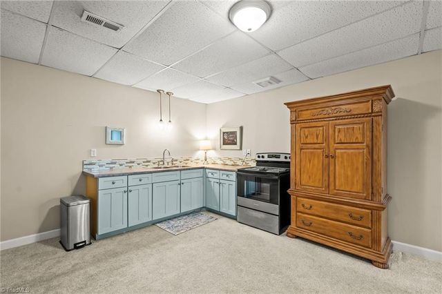 4411 Deacon Court, High Point, NC 27265