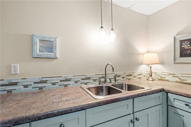 4411 Deacon Court, High Point, NC 27265
