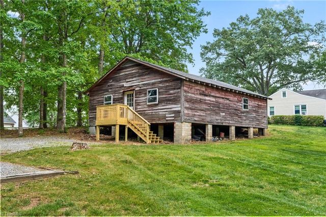 4411 Deacon Court, High Point, NC 27265