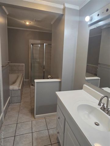 22889 Oakwood Avenue, Eastpointe, MI 48021