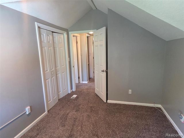 22889 Oakwood Avenue, Eastpointe, MI 48021