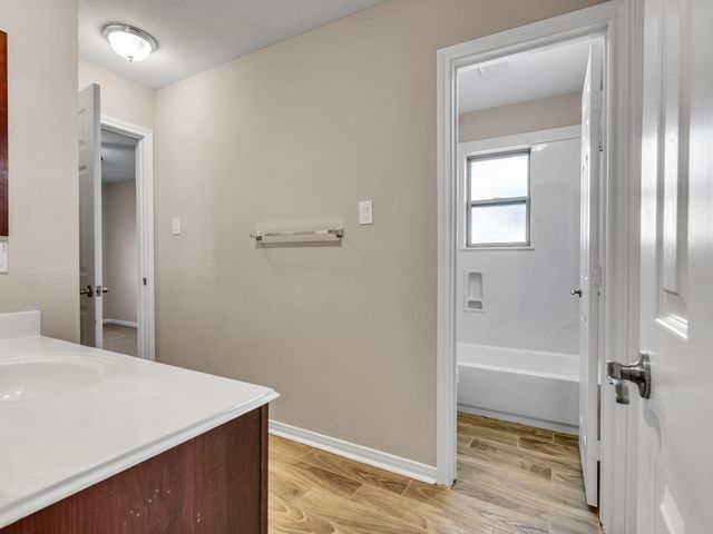 6827 Davy Crockett Drive, Manvel, TX 77578