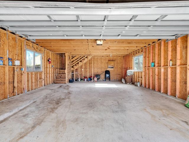 6827 Davy Crockett Drive, Manvel, TX 77578