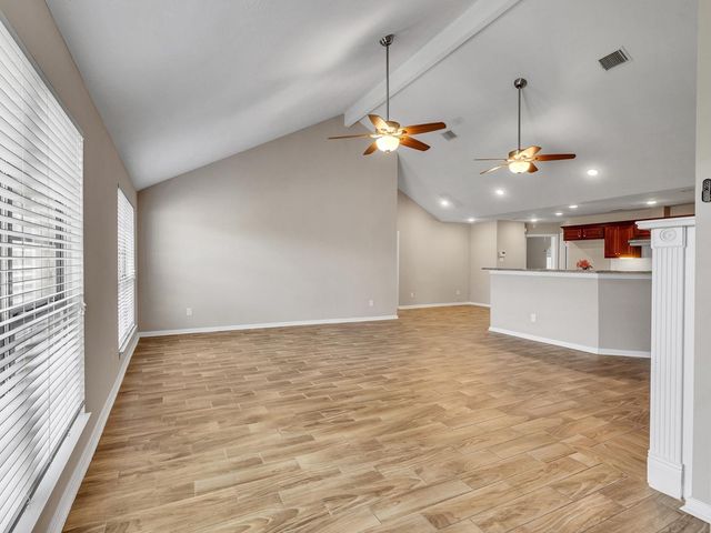 6827 Davy Crockett Drive, Manvel, TX 77578