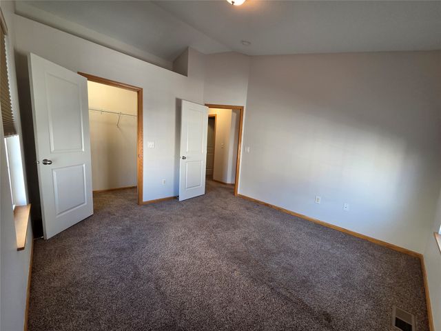 1111 Fieldstone Lane, Pleasant Hill, IA 50327