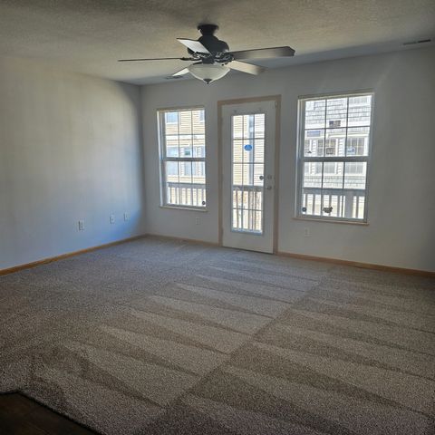 1111 Fieldstone Lane, Pleasant Hill, IA 50327