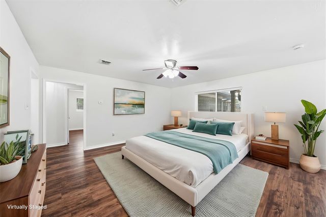 5208 Cunningham Drive, Pearland, TX 77581