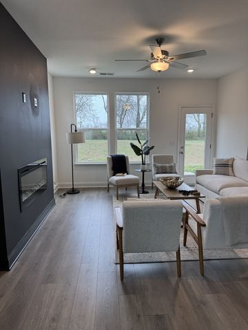 1166 June Wilde Ridge, Spring Hill, TN 37174