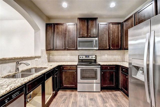 6096 Apple Grove Road, Buford, GA 30519