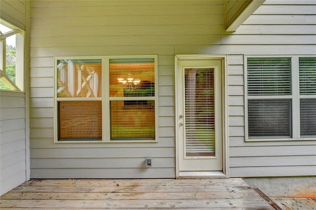 6096 Apple Grove Road, Buford, GA 30519