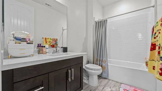4050 Murphy Court, Corona, CA 92881