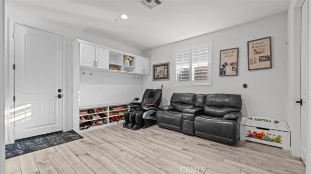 4050 Murphy Court, Corona, CA 92881