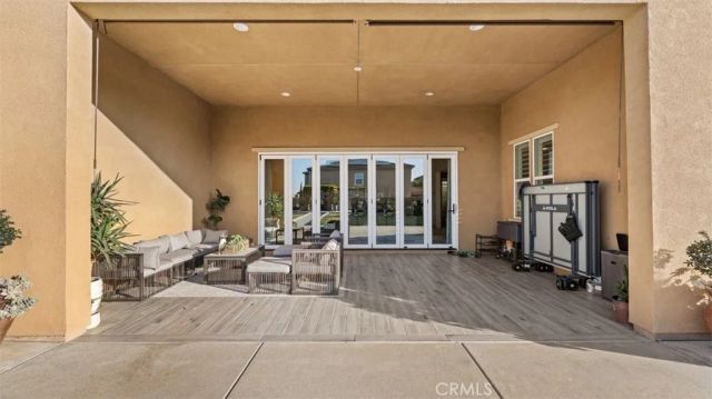 4050 Murphy Court, Corona, CA 92881