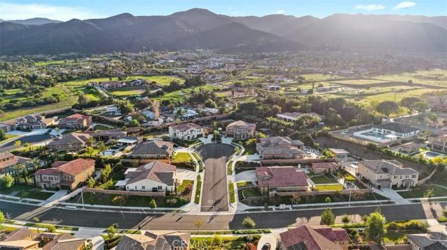 4050 Murphy Court, Corona, CA 92881