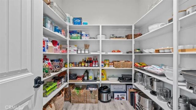 4050 Murphy Court, Corona, CA 92881