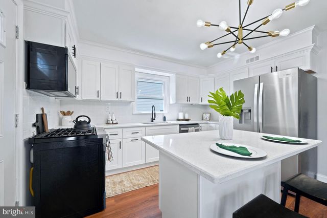 113 W VAN BUREN AVE, New Castle, DE 19720
