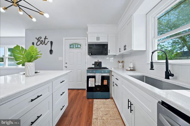 113 W VAN BUREN AVE, New Castle, DE 19720