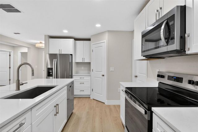 1522 PINE STREET, Orlando, FL 32824