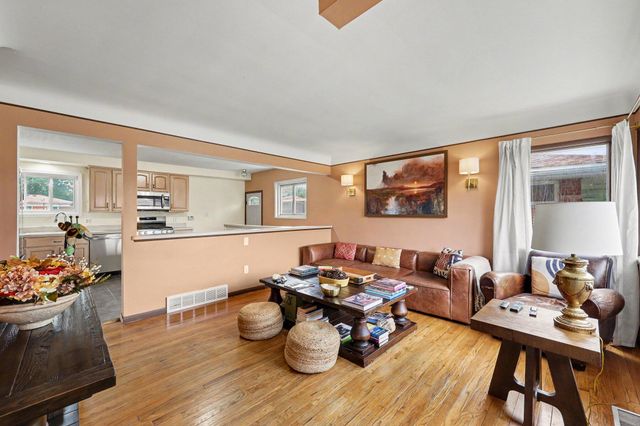 16741 Bell Avenue, Eastpointe City, MI 48021