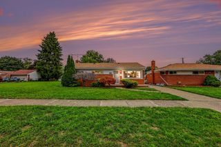 16741 Bell Avenue, Eastpointe City, MI 48021