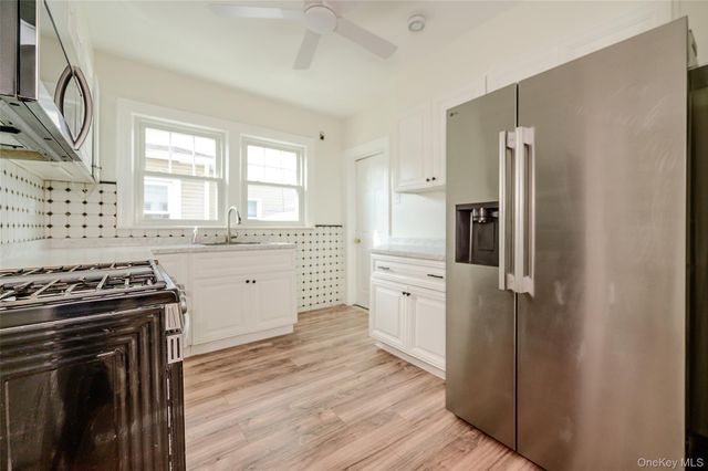 18 Watkins Street Unit 3, Lynbrook, NY 11563