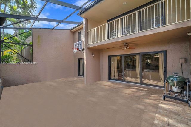 107 Heatherbrook Way 145, Hollywood, FL 33021