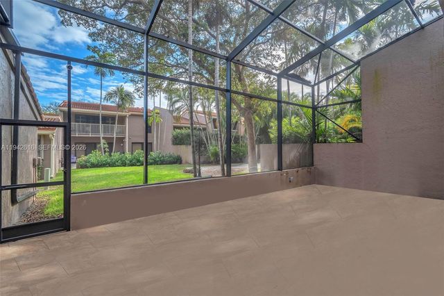 107 Heatherbrook Way 145, Hollywood, FL 33021