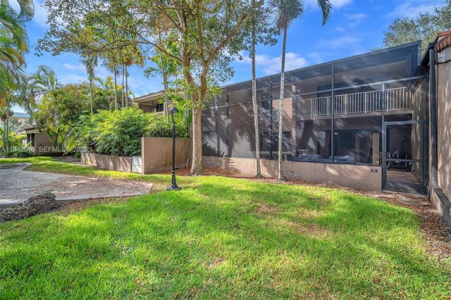 107 Heatherbrook Way 145, Hollywood, FL 33021