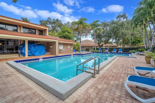 107 Heatherbrook Way 145, Hollywood, FL 33021