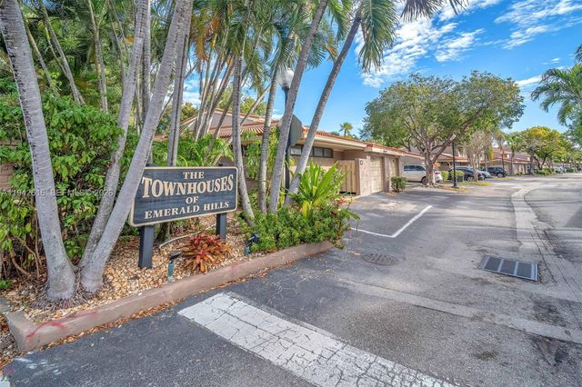 107 Heatherbrook Way 145, Hollywood, FL 33021