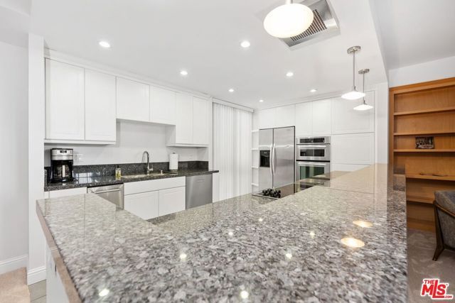 515 Ocean Avenue 407S, Santa Monica, CA 90402