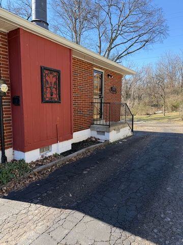 1220 Harwood Dr, Nashville, TN 37206