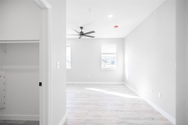 2101 Reinke Road 3105, Waller, TX 77484