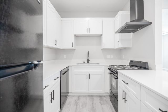 2101 Reinke Road 3105, Waller, TX 77484