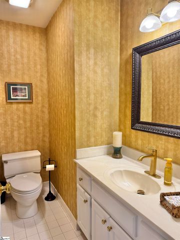 715 N Almond Drive, Simpsonville, SC 29681