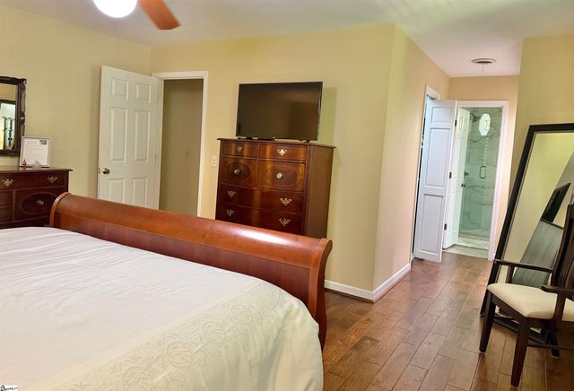 715 N Almond Drive, Simpsonville, SC 29681