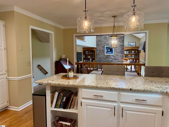 715 N Almond Drive, Simpsonville, SC 29681