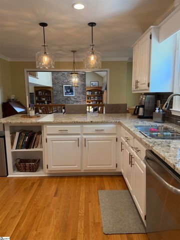 715 N Almond Drive, Simpsonville, SC 29681